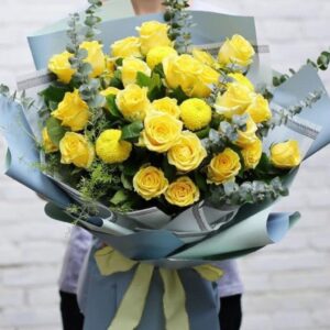 Bouquet of yellow roses